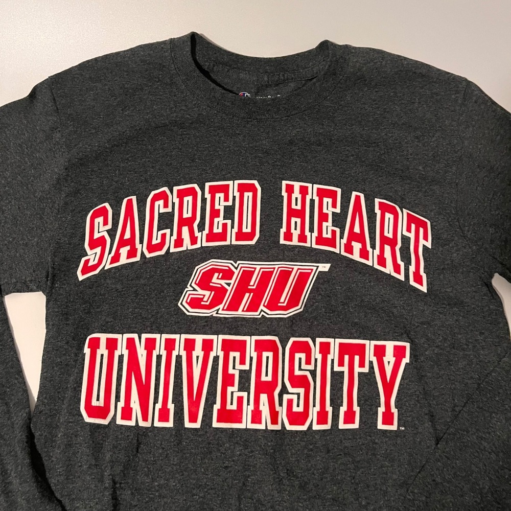 Champion Sacred Heart University SHU Long Sleeve Shirt Charcoal Grey Mens Small - Picture 2 of 5